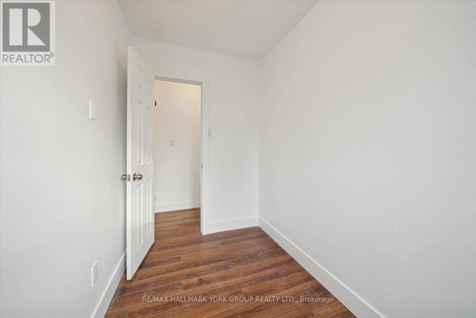 Upper - 27008 Kennedy Road, Georgina (Historic Lakeshore Communities), Ontario  L0E 1S0 - Photo 21 - N12648558