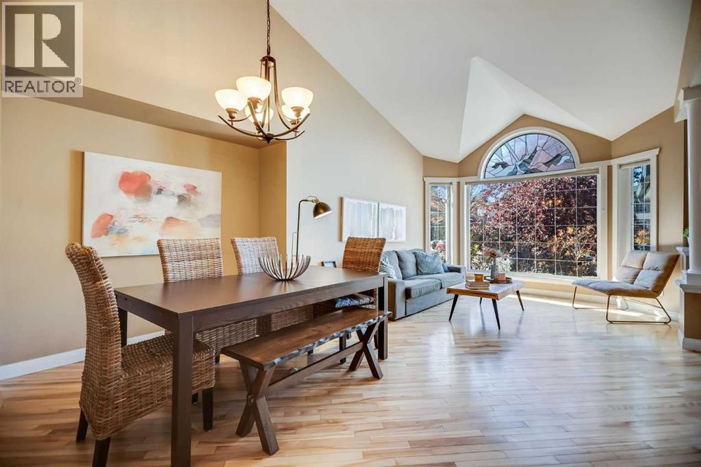 113 Somerside Green Sw, Calgary, Alberta  T2Y 3G6 - Photo 11 - A2274710