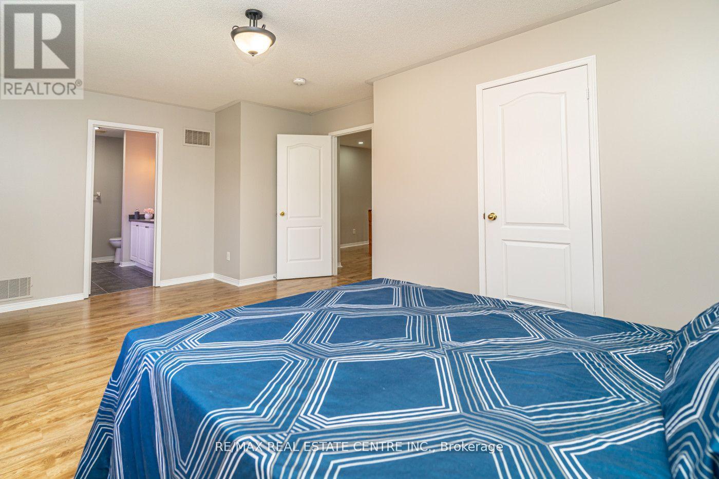 107 Crown Victoria Drive, Brampton, Ontario  L7A 3X9 - Photo 20 - W12648568