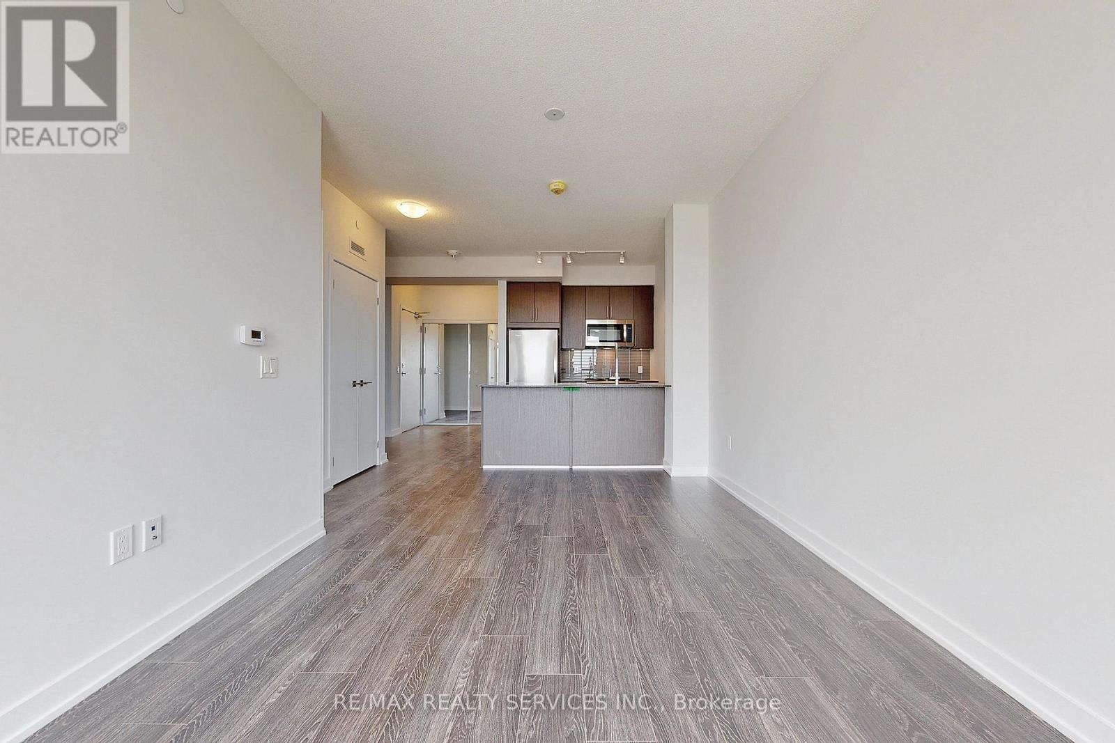 2111 - 4055 Parkside Village Drive, Mississauga, Ontario  L5B 0K8 - Photo 11 - W12648592