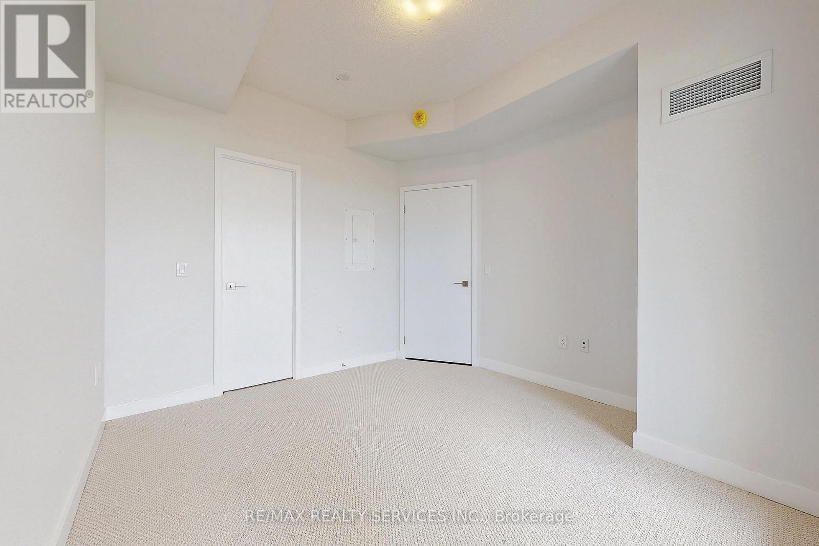 2111 - 4055 Parkside Village Drive, Mississauga, Ontario  L5B 0K8 - Photo 25 - W12648592