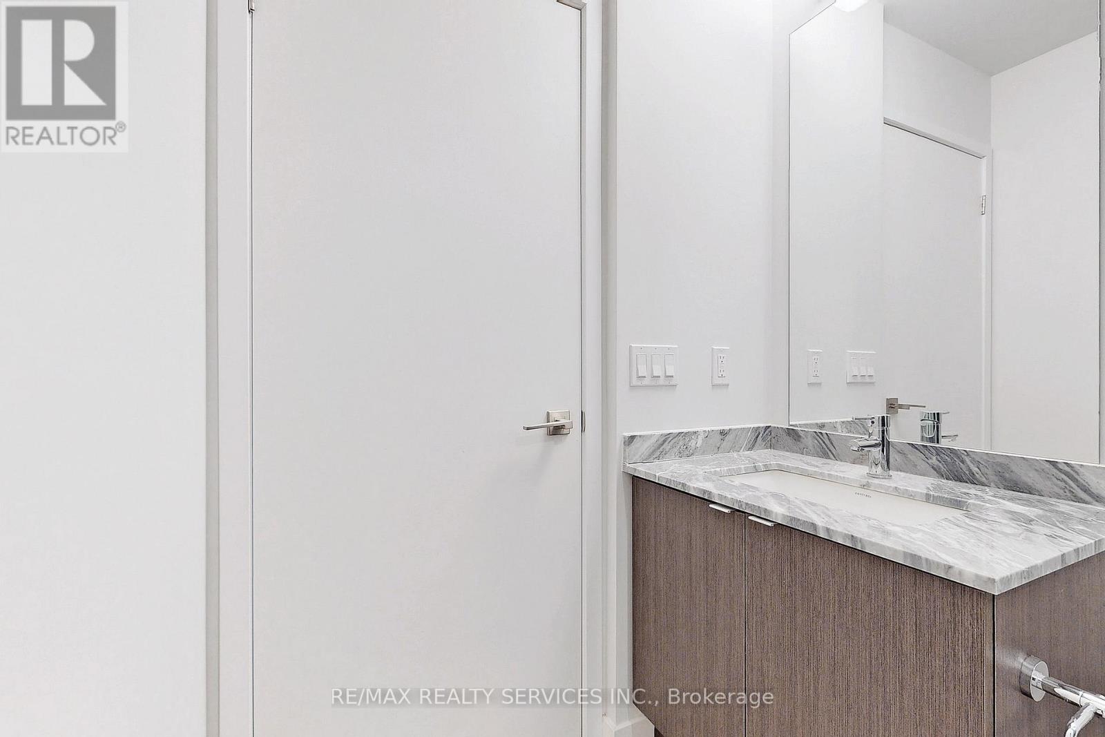 2111 - 4055 Parkside Village Drive, Mississauga, Ontario  L5B 0K8 - Photo 27 - W12648592