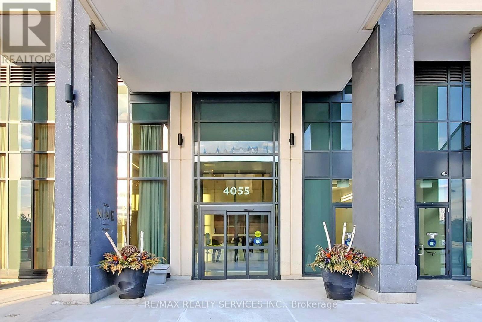 2111 - 4055 Parkside Village Drive, Mississauga, Ontario  L5B 0K8 - Photo 5 - W12648592