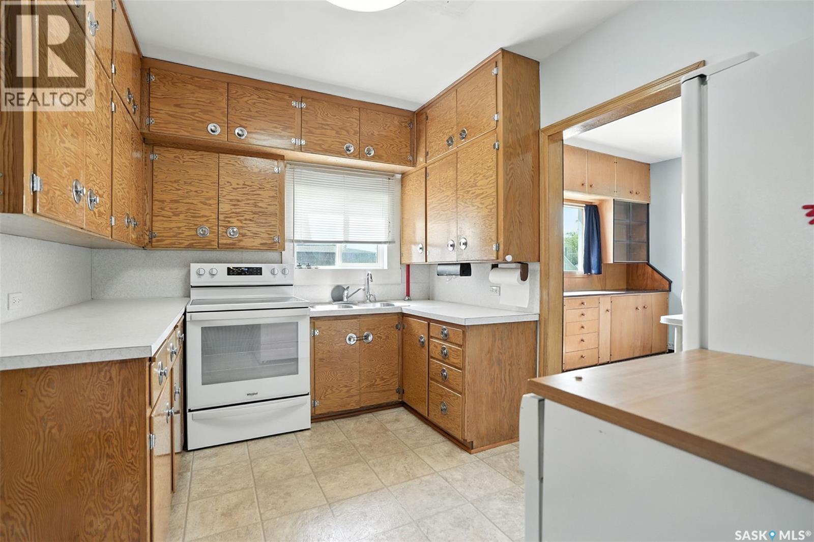 106 3rd Avenue E, Nokomis, Saskatchewan  S0G 3R0 - Photo 10 - SK025882