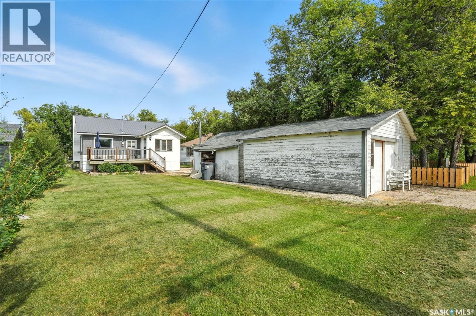 106 3rd Avenue E, Nokomis, Saskatchewan  S0G 3R0 - Photo 28 - SK025882