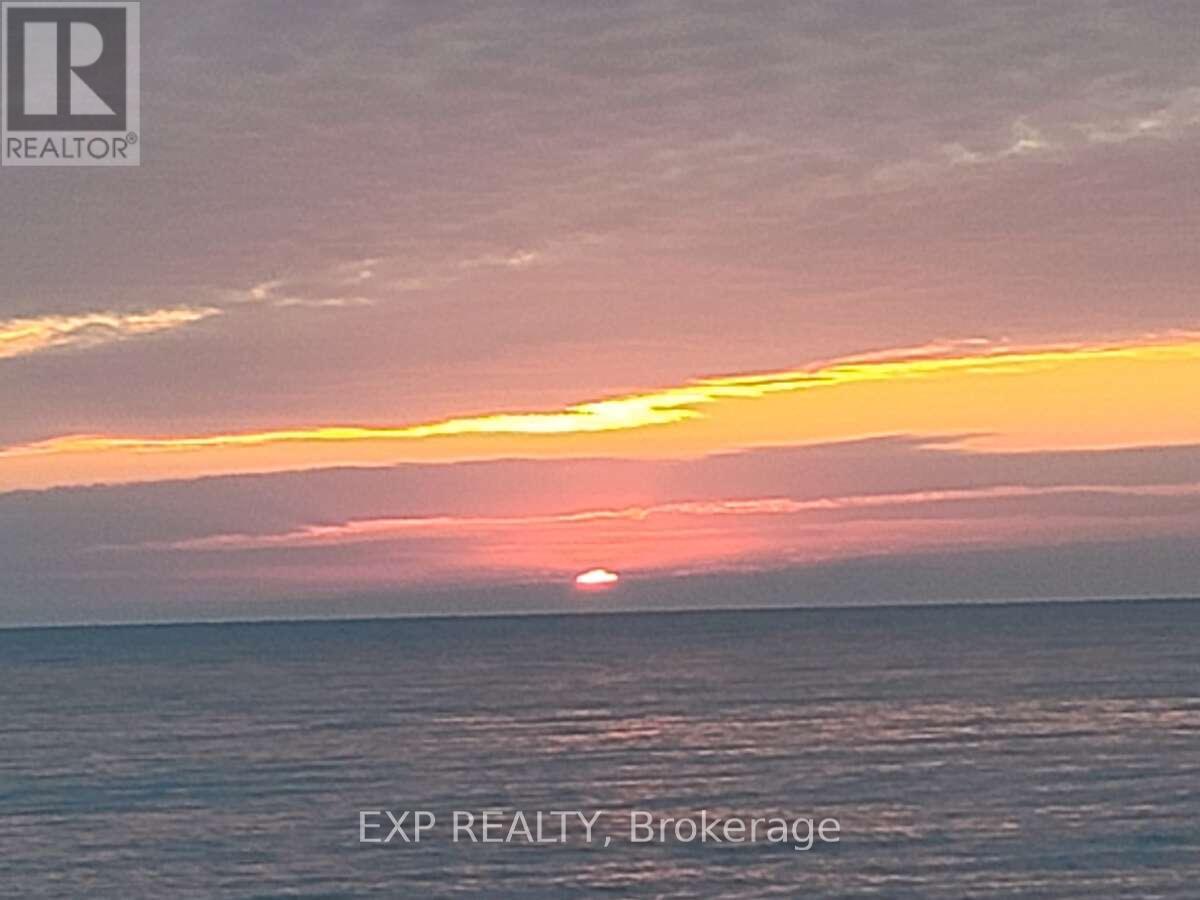 37b Cedar Drive, Norfolk, Ontario  N0E 1T0 - Photo 11 - X12648554