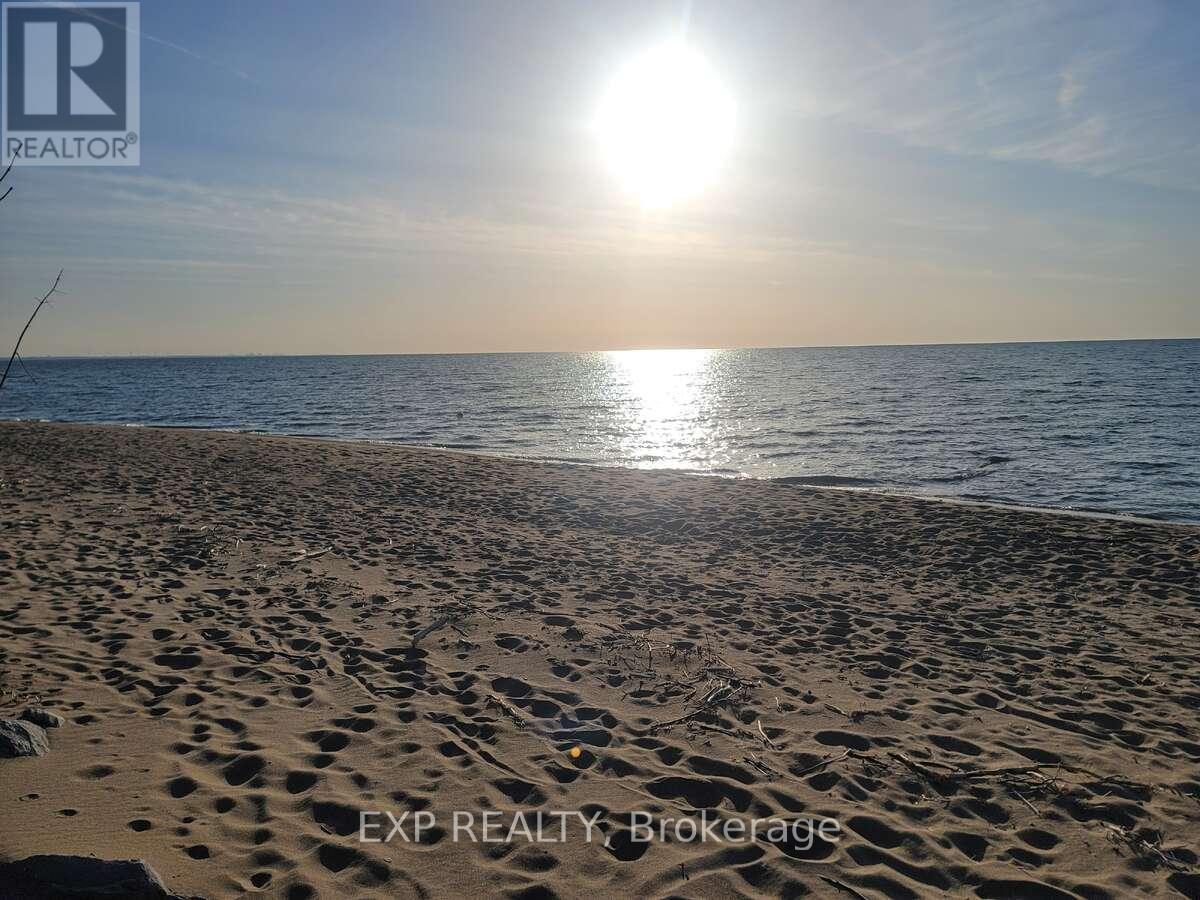 37b Cedar Drive, Norfolk, Ontario  N0E 1T0 - Photo 14 - X12648554