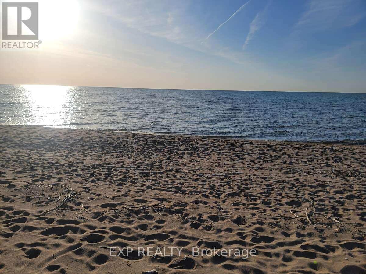 37b Cedar Drive, Norfolk, Ontario  N0E 1T0 - Photo 16 - X12648554