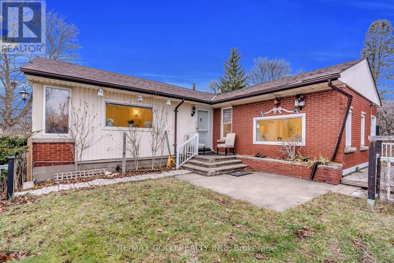 5921 Scott Street, Niagara Falls, Ontario  L2E 3B2 - Photo 14 - X12648582