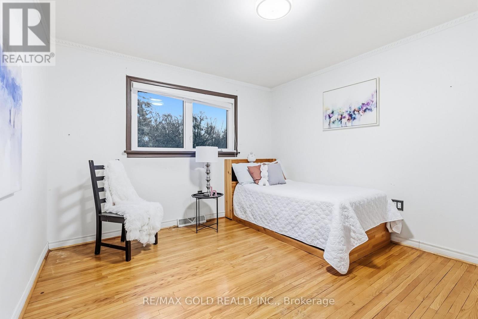 5921 Scott Street, Niagara Falls, Ontario  L2E 3B2 - Photo 33 - X12648582