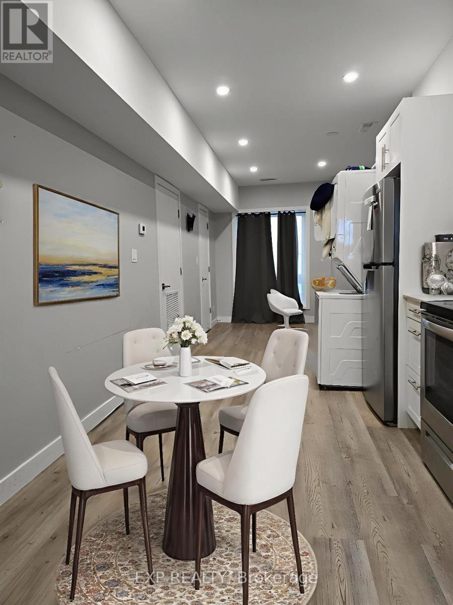 3 - 104 WELLINGTON STREET N, Hamilton, Ontario