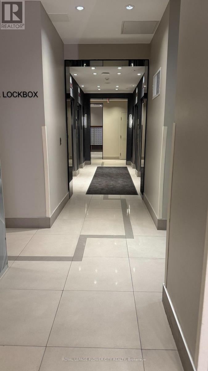 4010 - 3975 Grand Park Drive, Mississauga, Ontario  L5B 0K4 - Photo 7 - W12648496