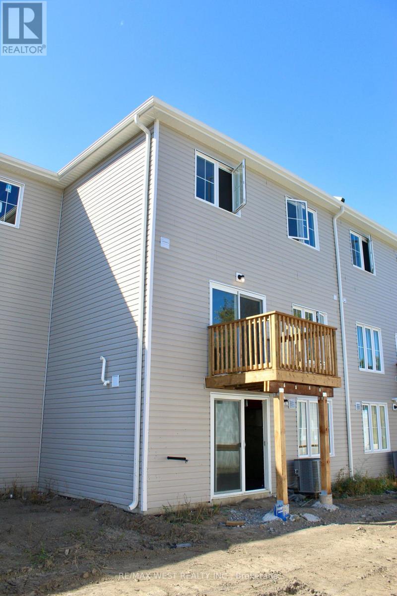 26 Glacier Crescent, Belleville, Ontario  K8N 0T7 - Photo 13 - X12454354