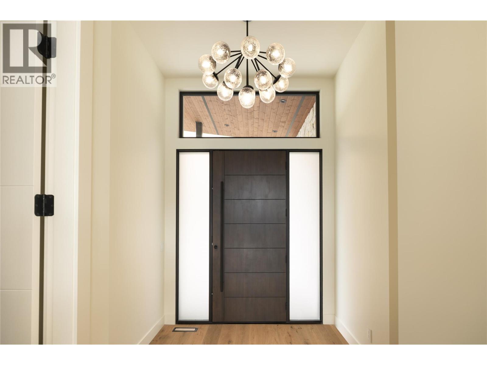 573 Clifton Court, Kelowna, British Columbia  V1V 0B7 - Photo 28 - 10371516