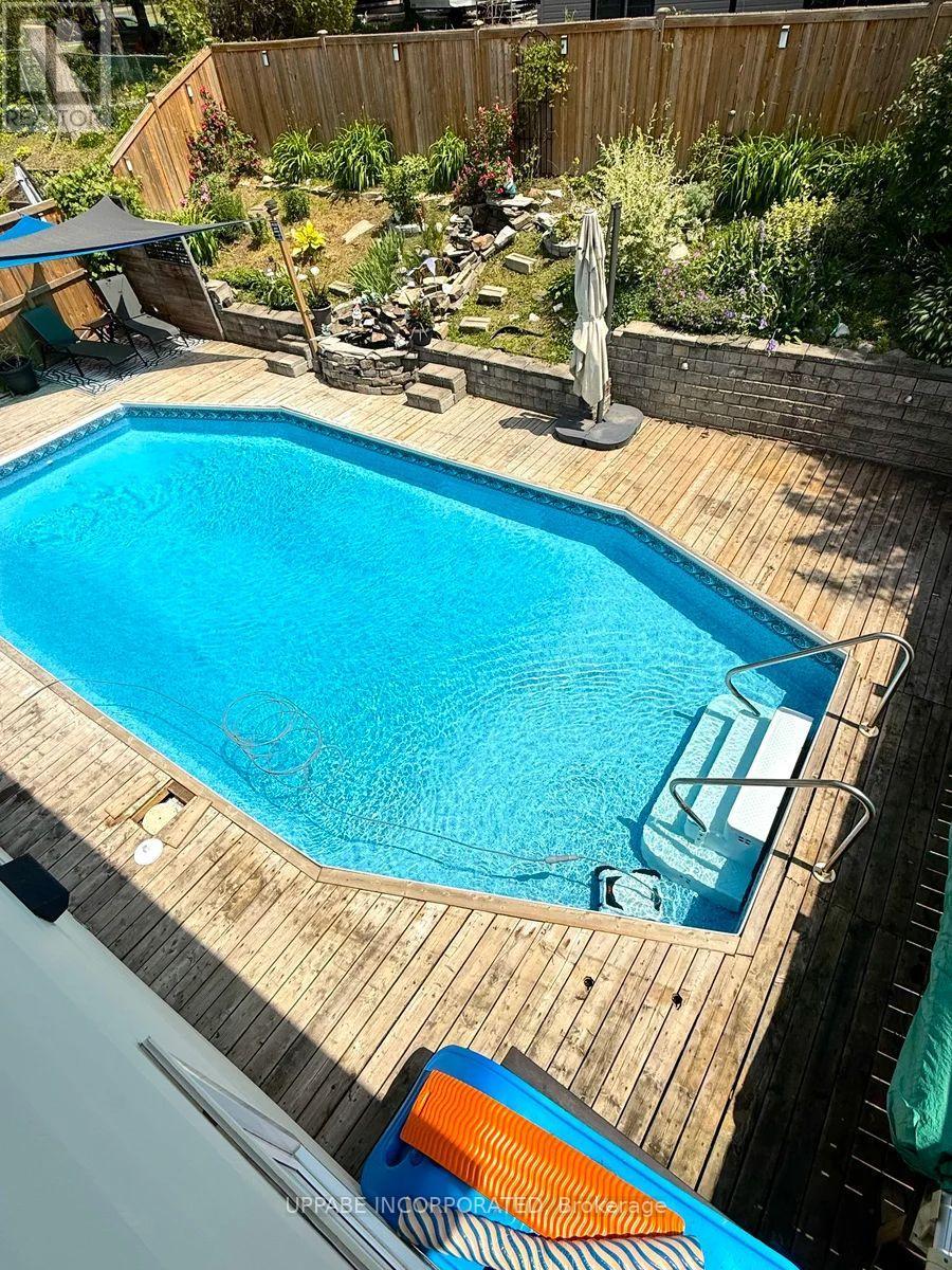 2506 Autumn Hill Crescent, Ottawa, Ontario  K1B 4M7 - Photo 13 - X12648670