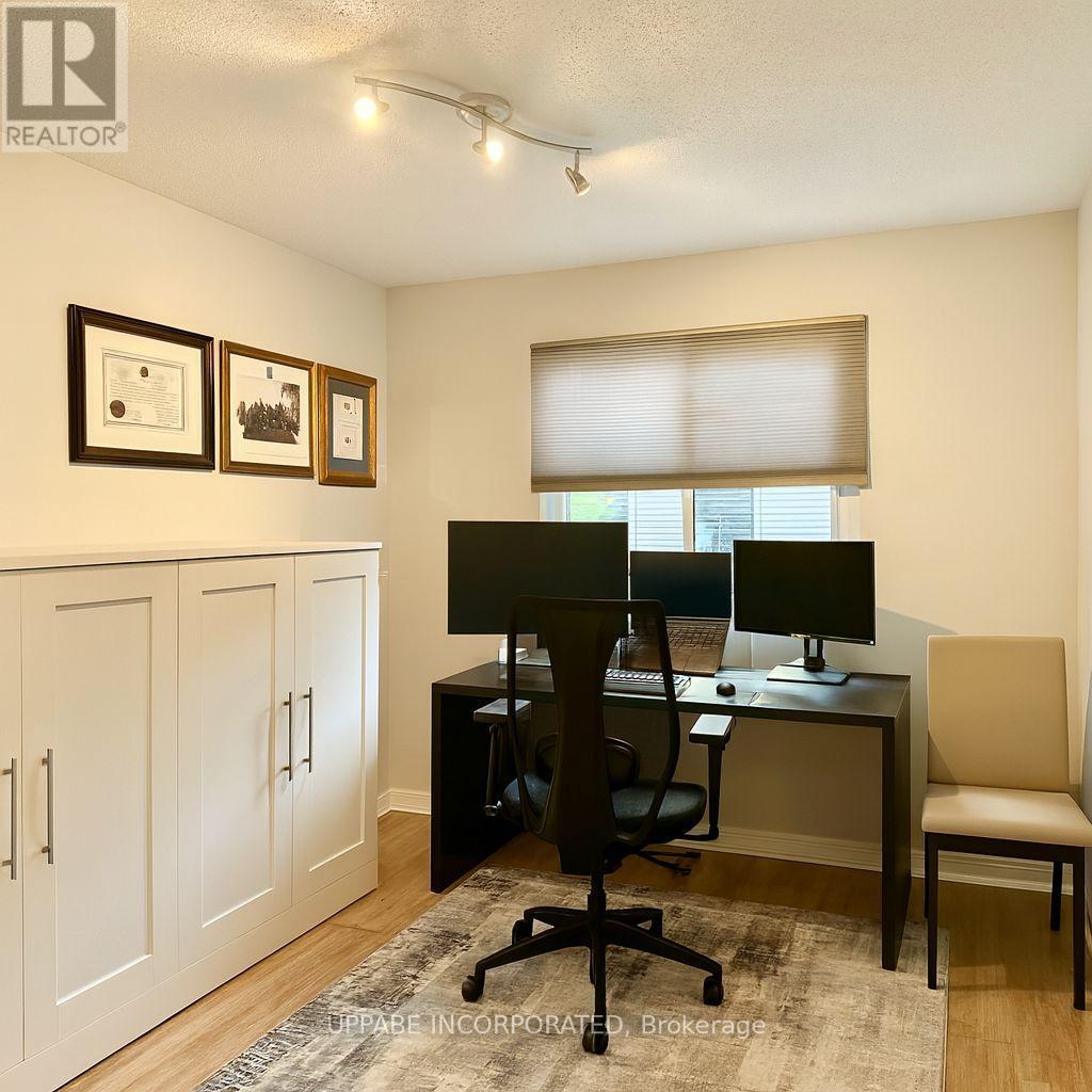 2506 Autumn Hill Crescent, Ottawa, Ontario  K1B 4M7 - Photo 9 - X12648670