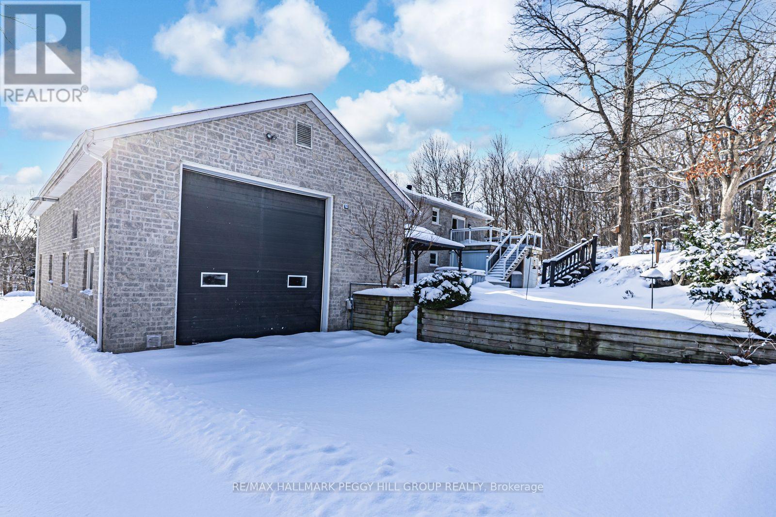 106 Musky Bay Road, Georgian Bay, Ontario  L0K 1S0 - Photo 23 - X12595048