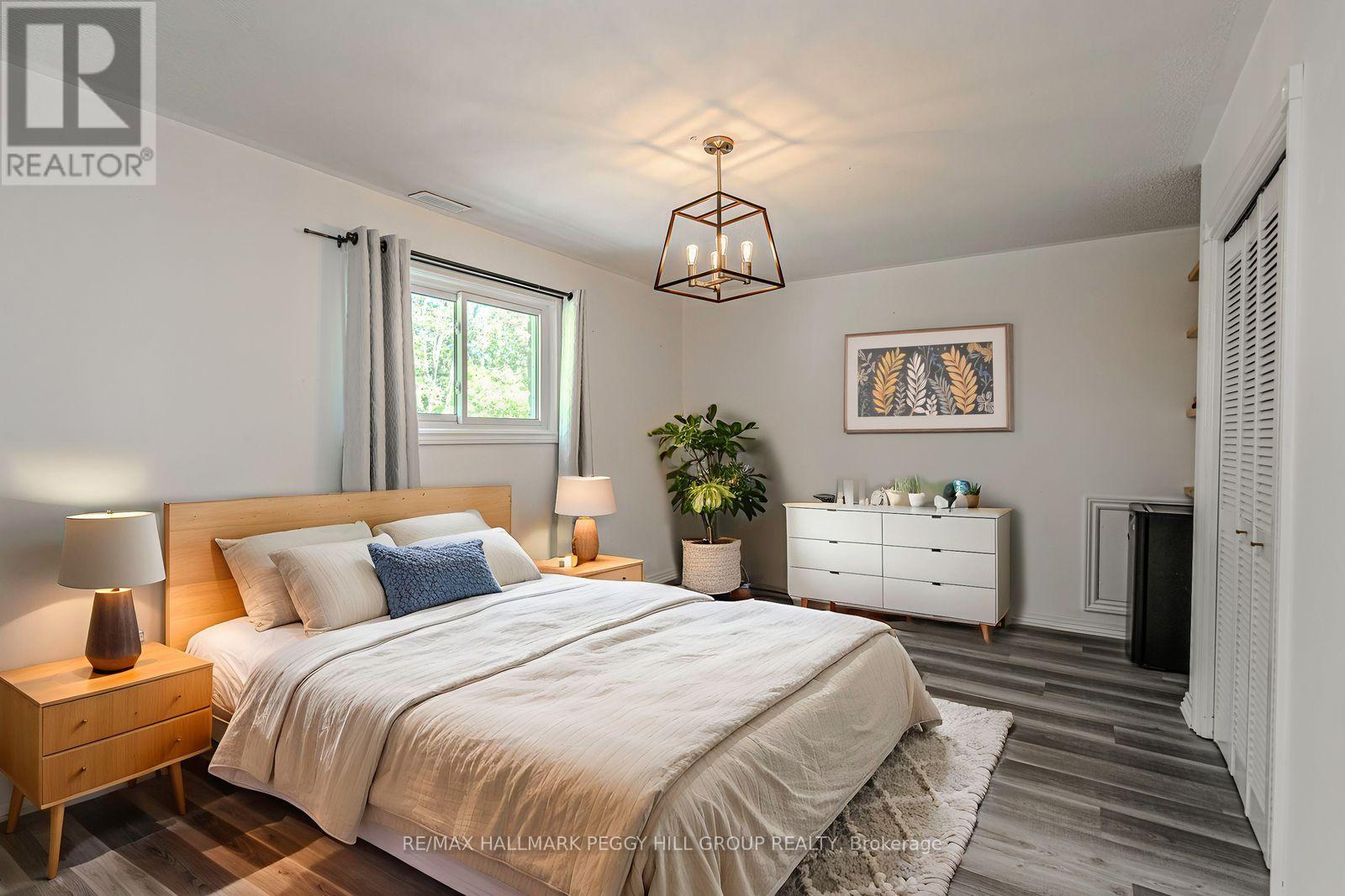 106 Musky Bay Road, Georgian Bay, Ontario  L0K 1S0 - Photo 13 - X12595048