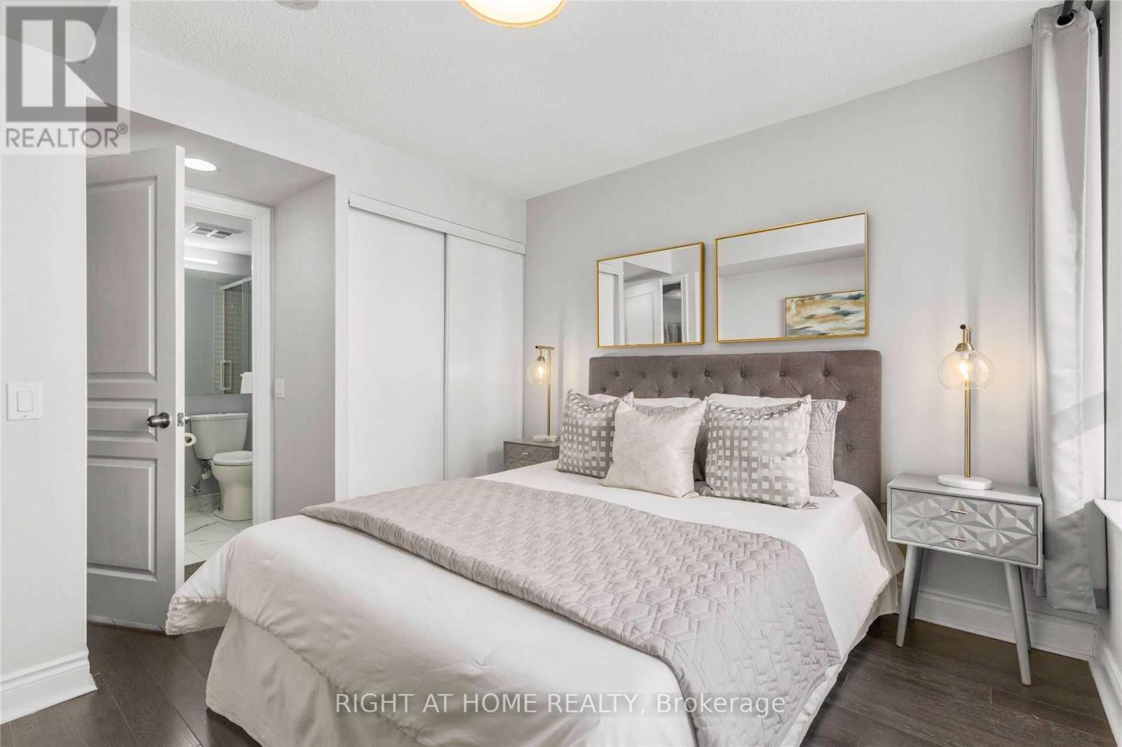 1029 - 15 Northtown Way, Toronto, Ontario  M2N 7A2 - Photo 12 - C12648650