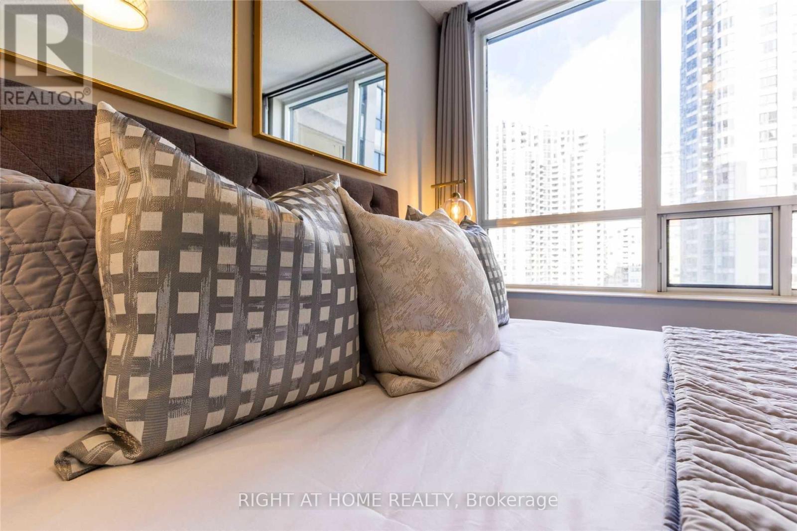 1029 - 15 Northtown Way, Toronto, Ontario  M2N 7A2 - Photo 13 - C12648650