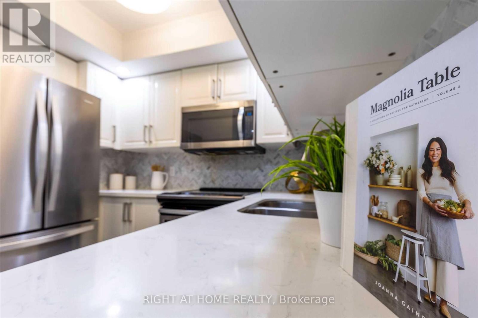 1029 - 15 Northtown Way, Toronto, Ontario  M2N 7A2 - Photo 17 - C12648650