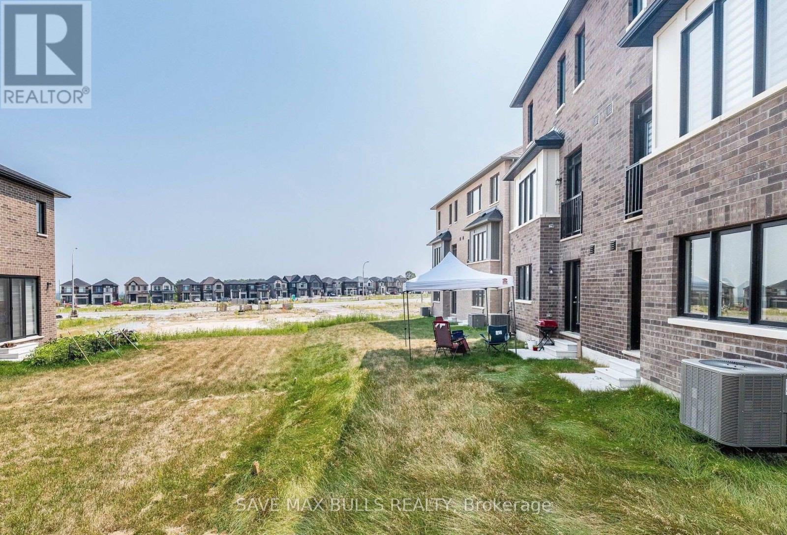 2921 Nakina Street, Pickering, Ontario  L1X 0P8 - Photo 16 - E12648664