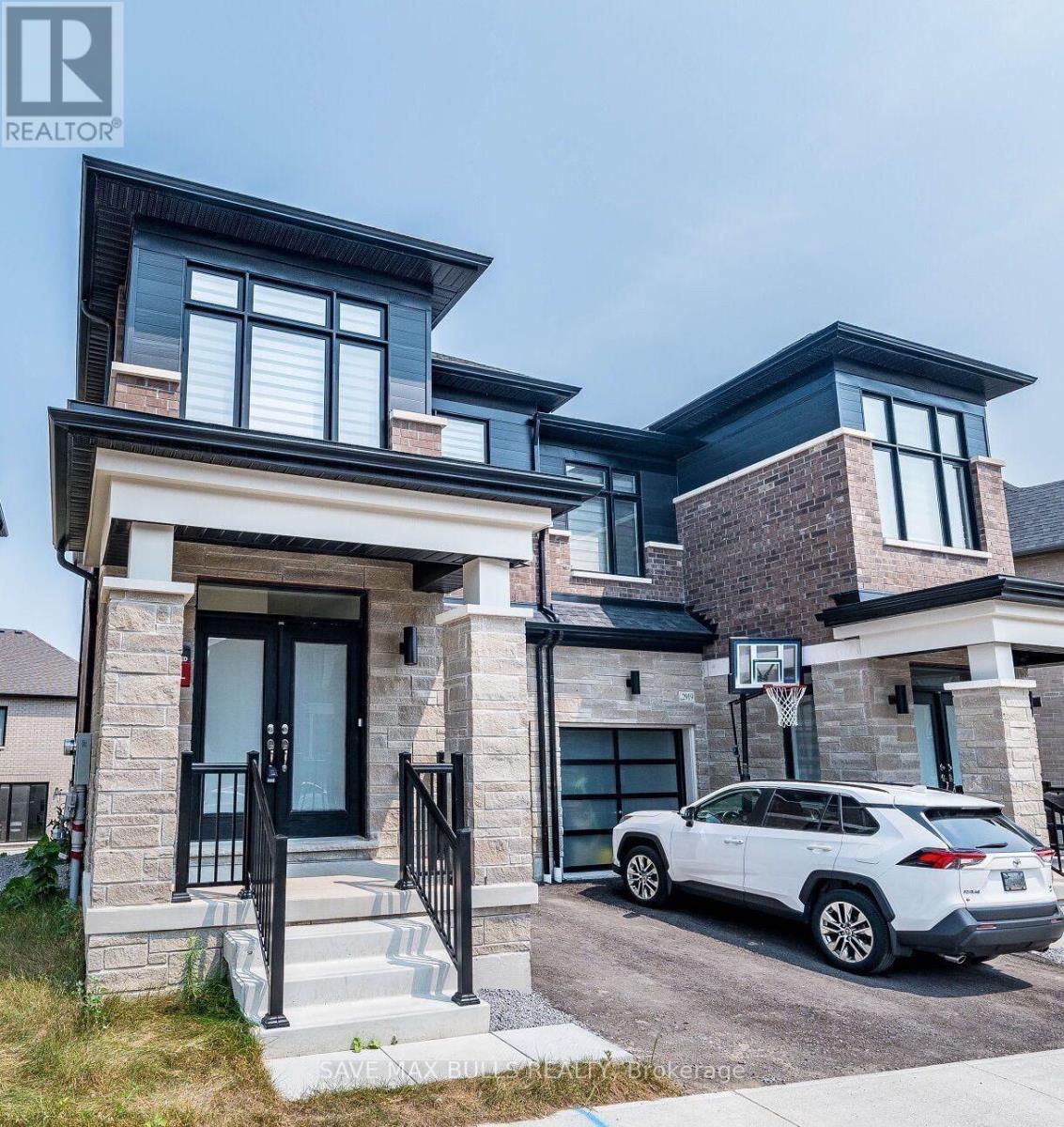 2921 Nakina Street, Pickering, Ontario  L1X 0P8 - Photo 2 - E12648664