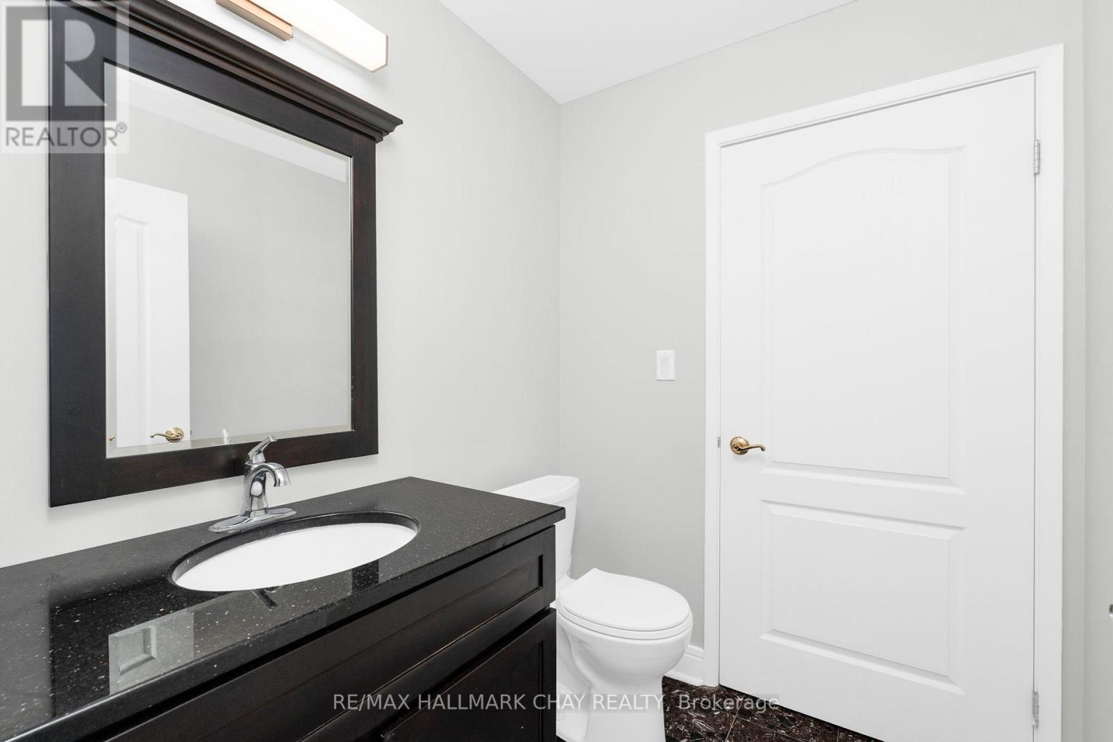 910 - 2 Toronto Street, Barrie, Ontario  L4N 9R2 - Photo 15 - S12648656