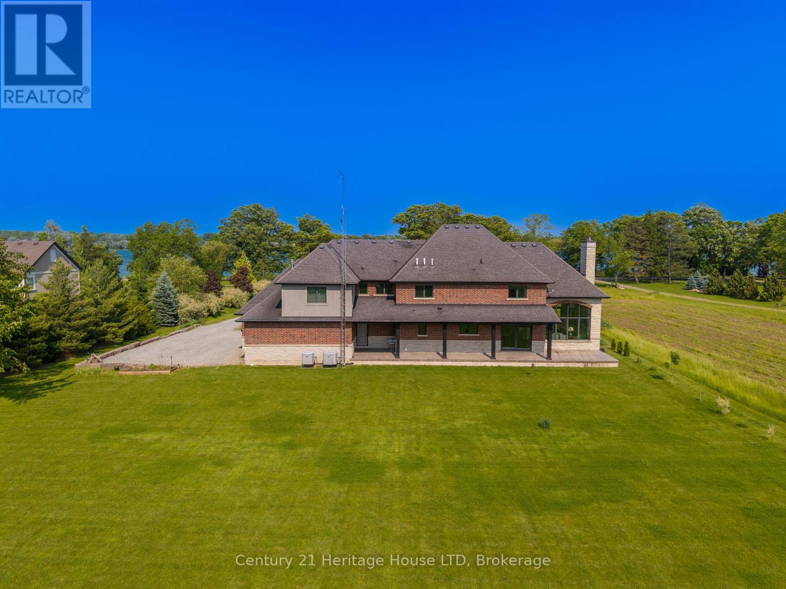 12679 Niagara Parkway, Niagara Falls, Ontario  L2E 6S6 - Photo 42 - X12219049