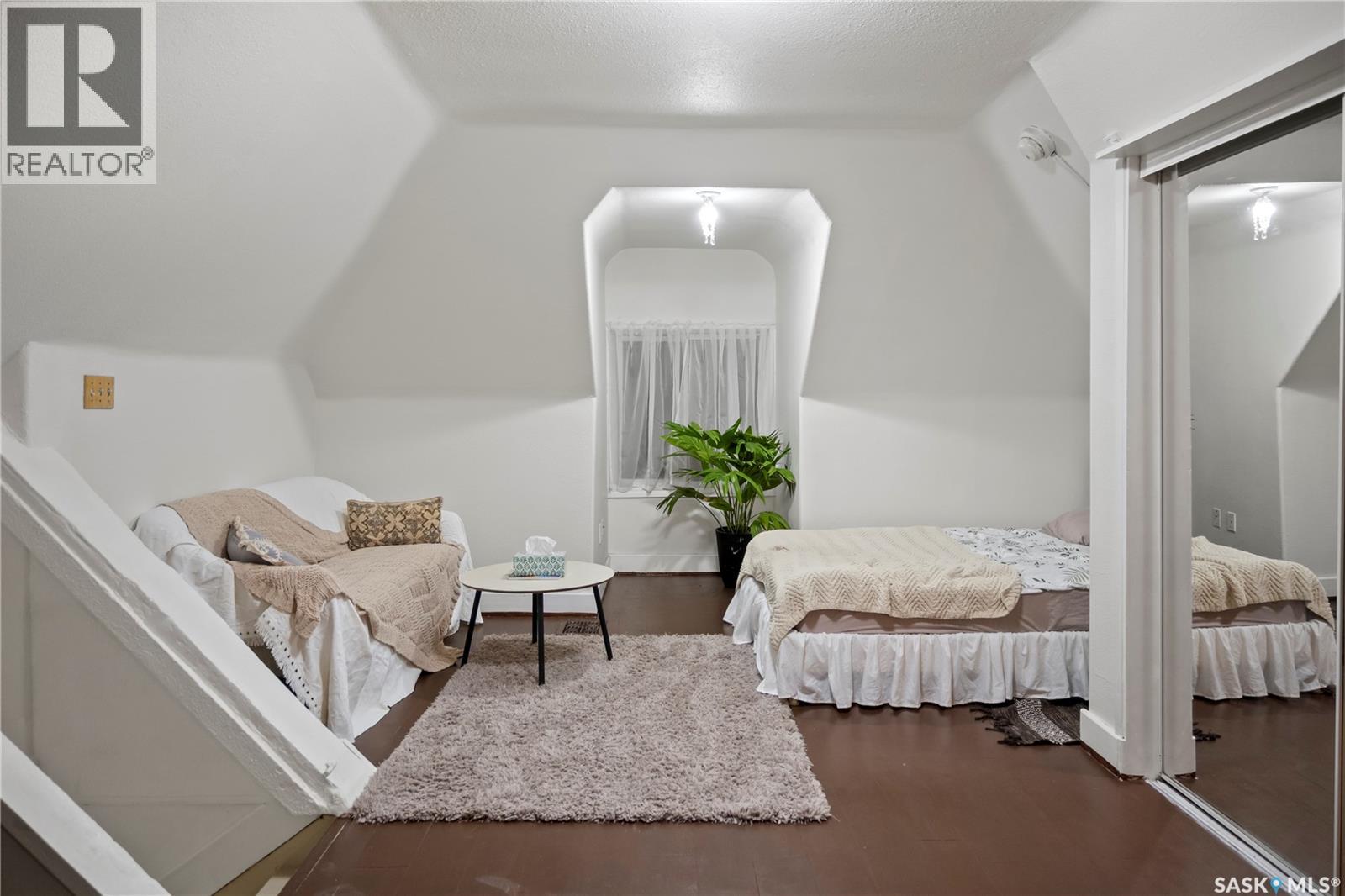 1124 Victoria Avenue, Regina, Saskatchewan  S4P 0N7 - Photo 15 - SK025879