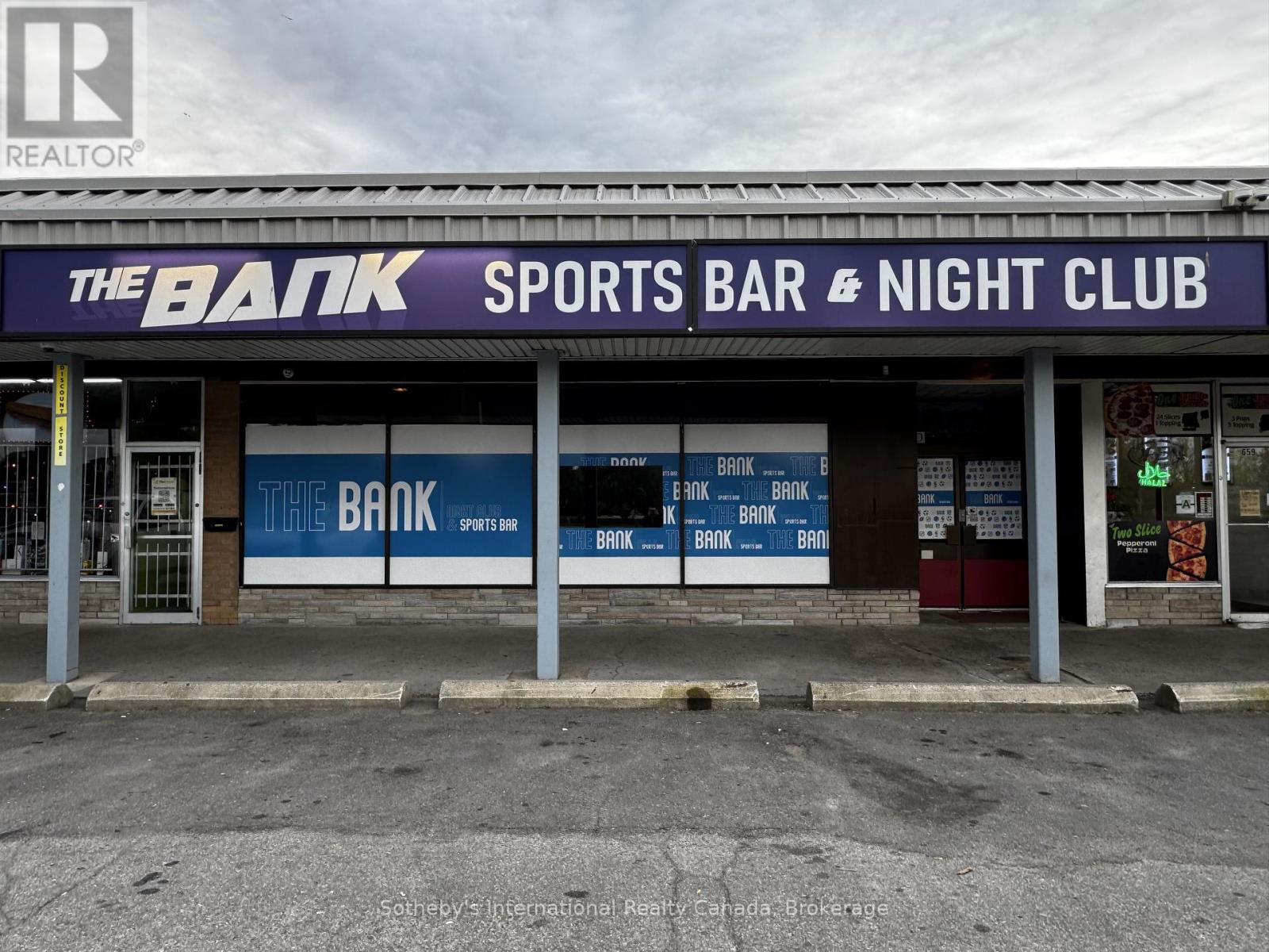 661 COLBORNE STREET, Brantford, Ontario