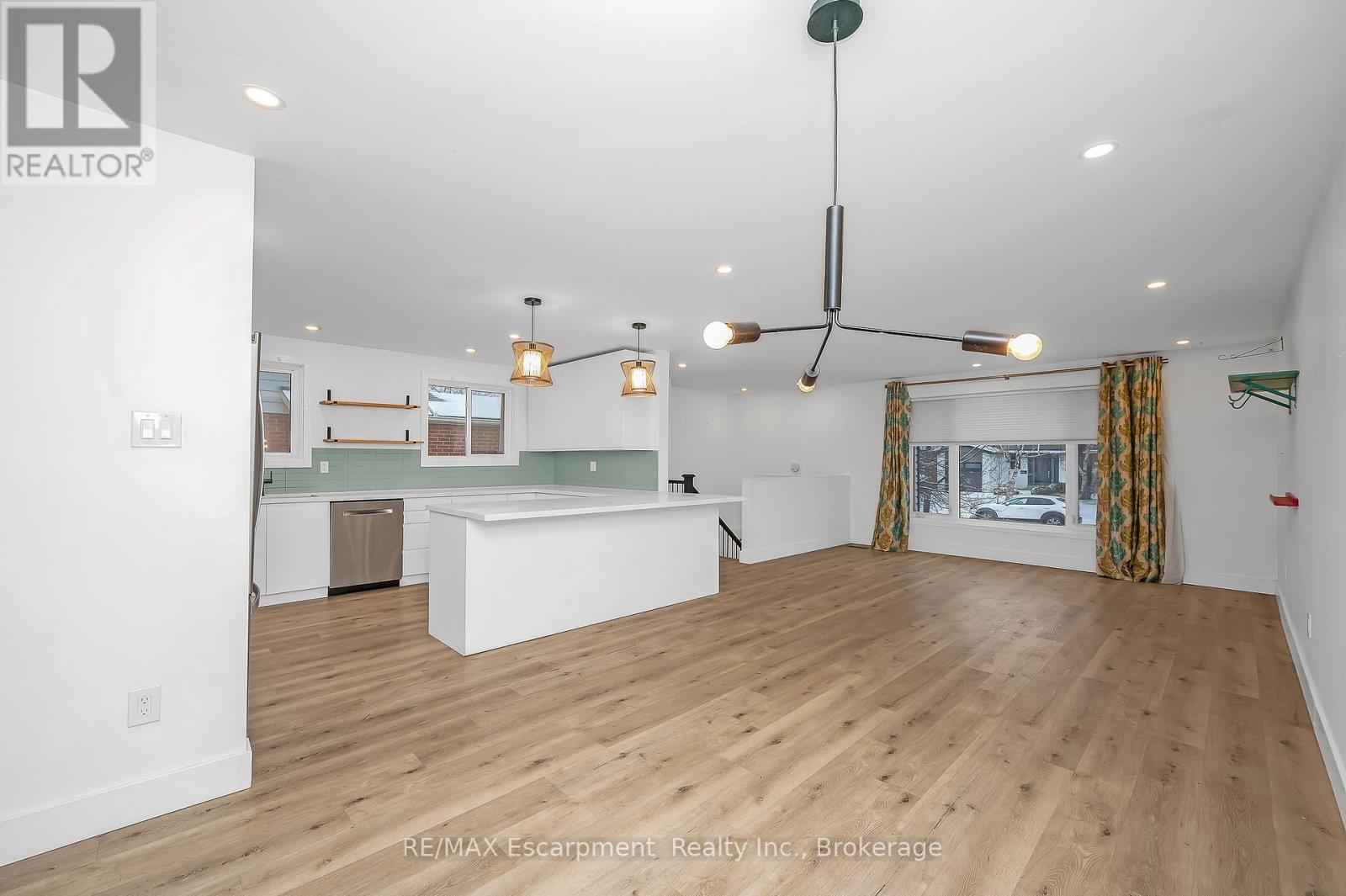 3346 Hannibal Road, Burlington, Ontario  L7M 1R7 - Photo 11 - W12648756