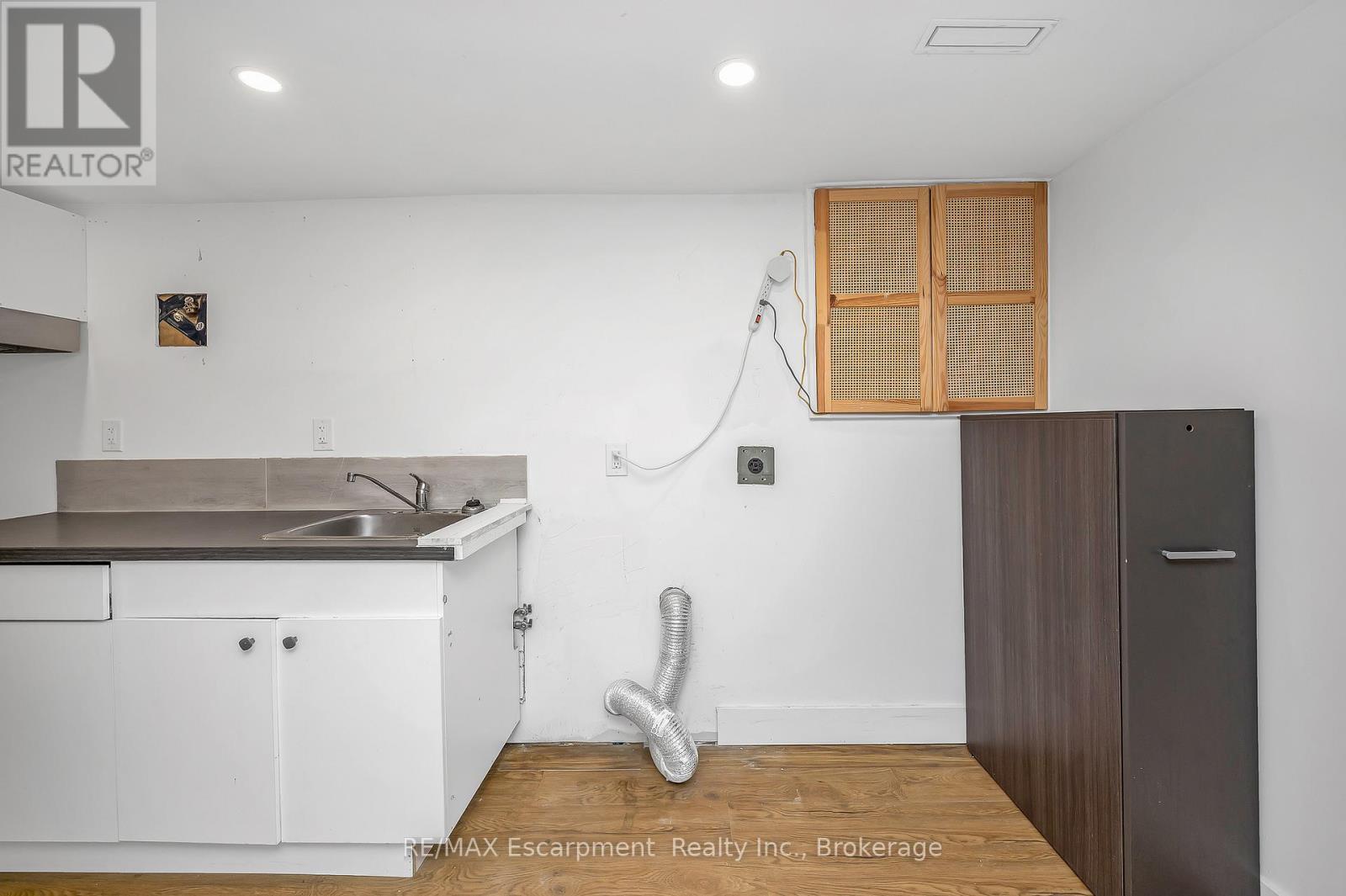 3346 Hannibal Road, Burlington, Ontario  L7M 1R7 - Photo 25 - W12648756