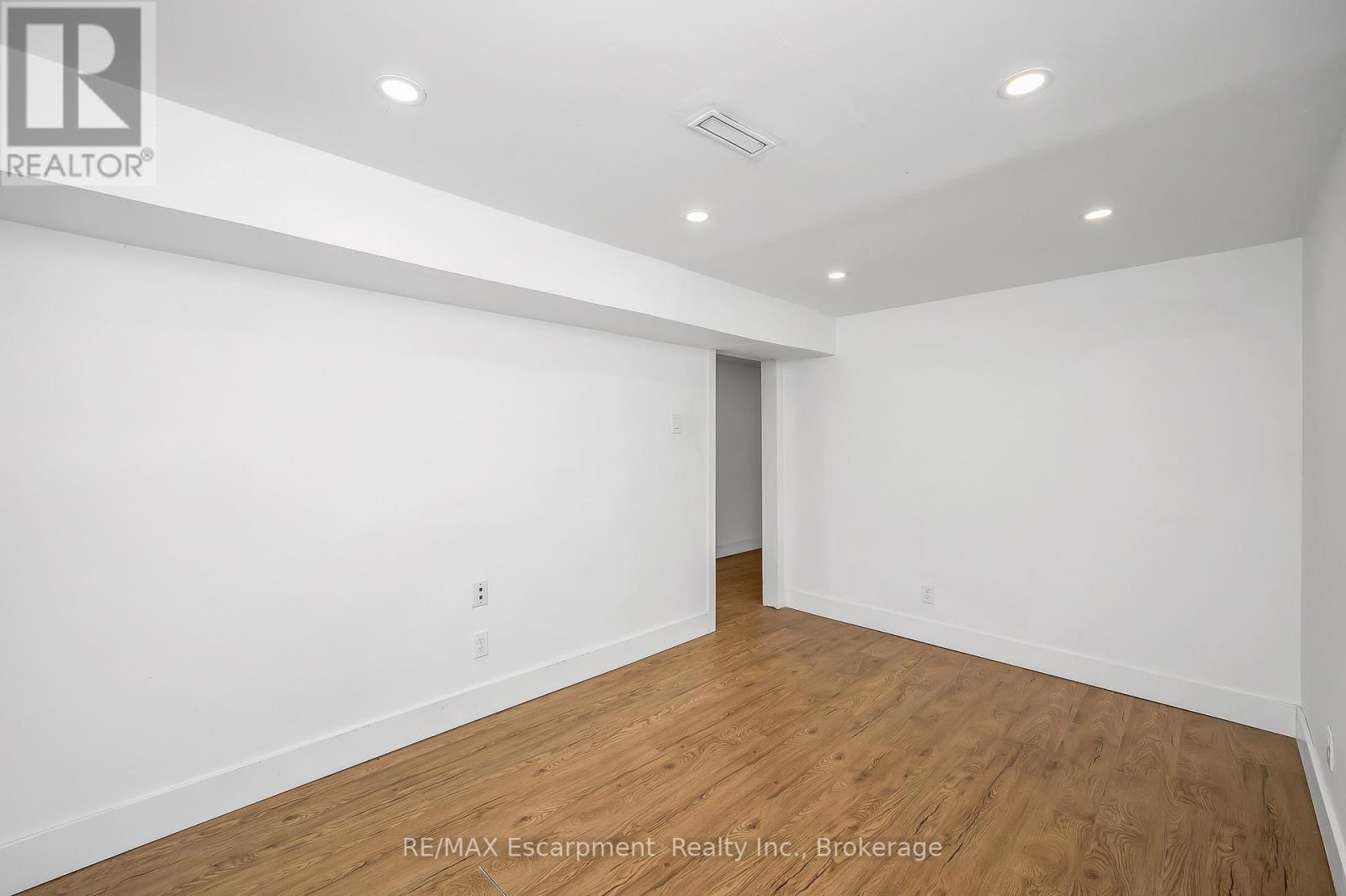 3346 Hannibal Road, Burlington, Ontario  L7M 1R7 - Photo 33 - W12648756