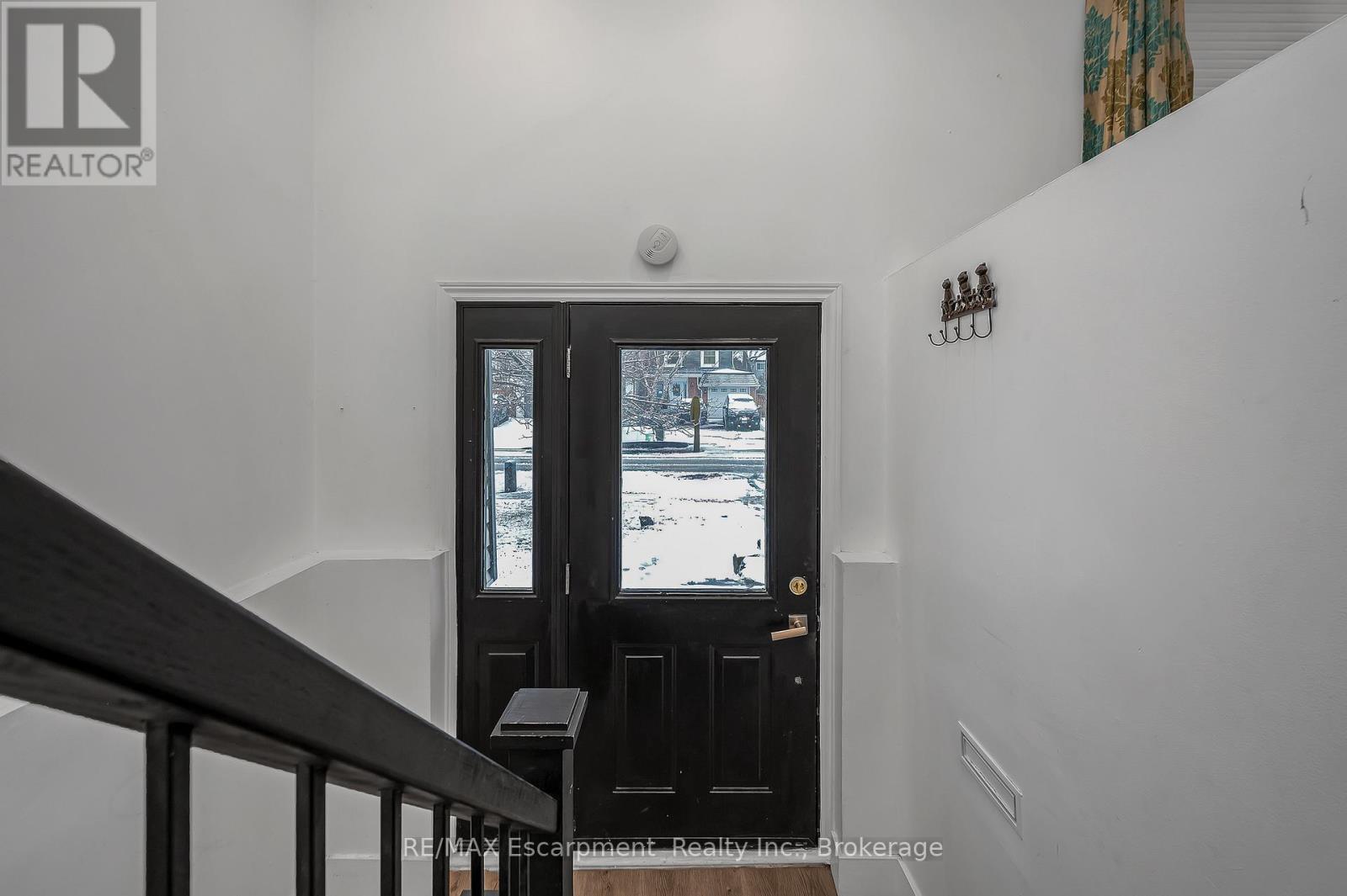 3346 Hannibal Road, Burlington, Ontario  L7M 1R7 - Photo 4 - W12648756