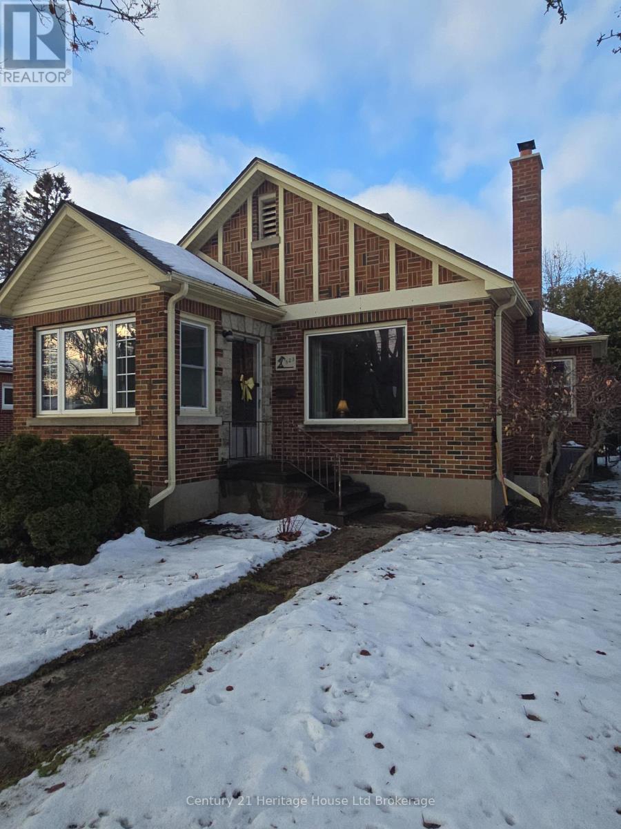 523 QUINTIN PLACE, Woodstock, Ontario