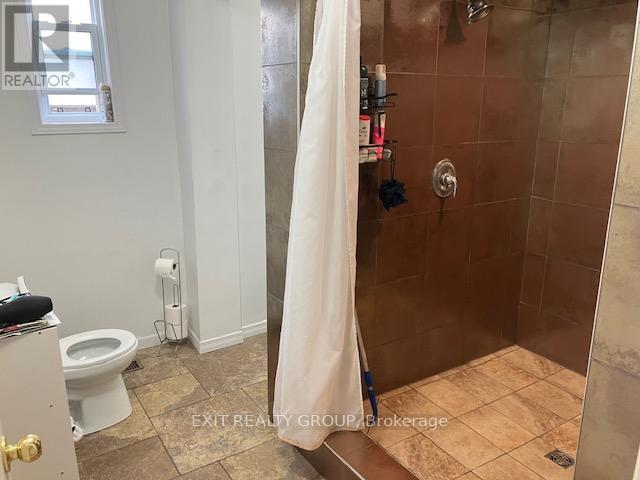 Main Flr - 27 Grove Street, Belleville, Ontario  K8P 1W1 - Photo 10 - X12648732