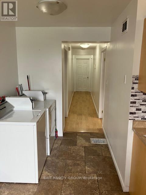 Main Flr - 27 Grove Street, Belleville, Ontario  K8P 1W1 - Photo 11 - X12648732