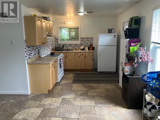 Main Flr - 27 Grove Street, Belleville, Ontario  K8P 1W1 - Photo 6 - X12648732