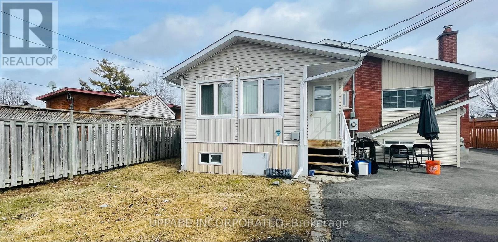 Unit B - 704 Claude Street, Ottawa, Ontario  K1K 2S2 - Photo 10 - X12648714