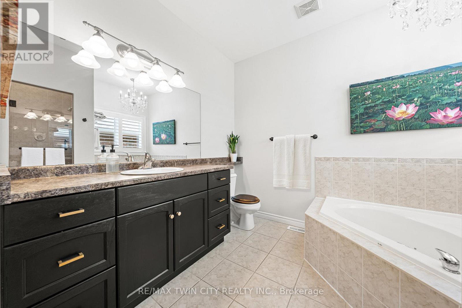 18 - 152 Devonshire Drive, Wilmot, Ontario  N3A 4J7 - Photo 19 - X12369181