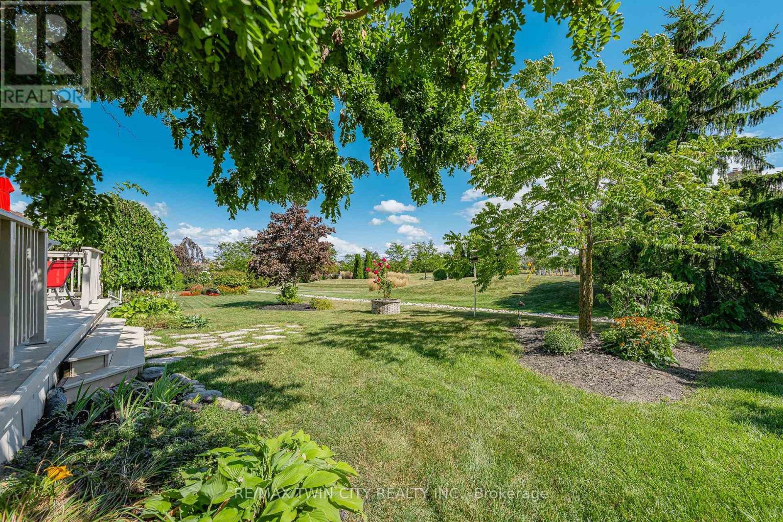 18 - 152 Devonshire Drive, Wilmot, Ontario  N3A 4J7 - Photo 2 - X12369181