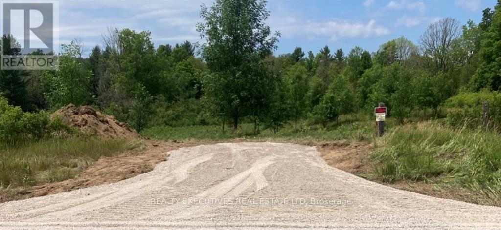 2707 Narrows Lock Road, Tay Valley, Ontario  K7H 3C5 - Photo 5 - X12648688