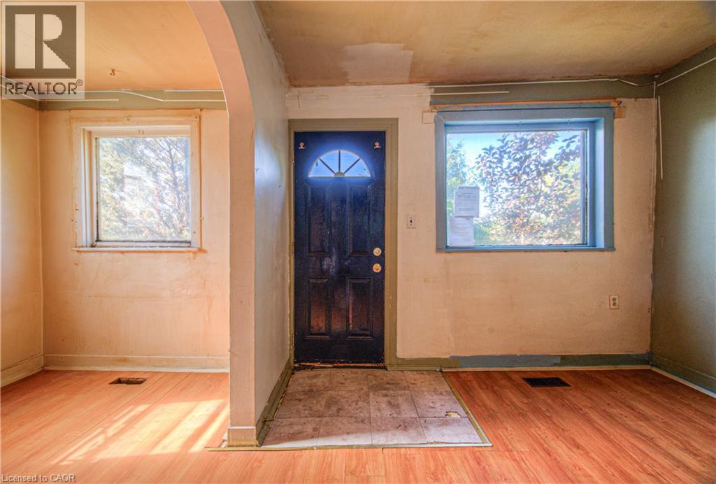 20 Beatty Avenue, Hamilton, Ontario  L8H 3P4 - Photo 4 - 40756850