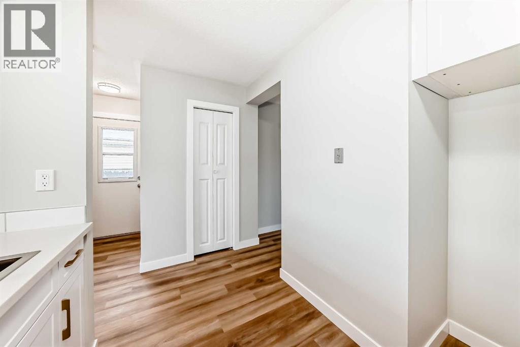 252 Summerwood Place Se, Airdrie, Alberta  T4B 1W2 - Photo 12 - A2275839