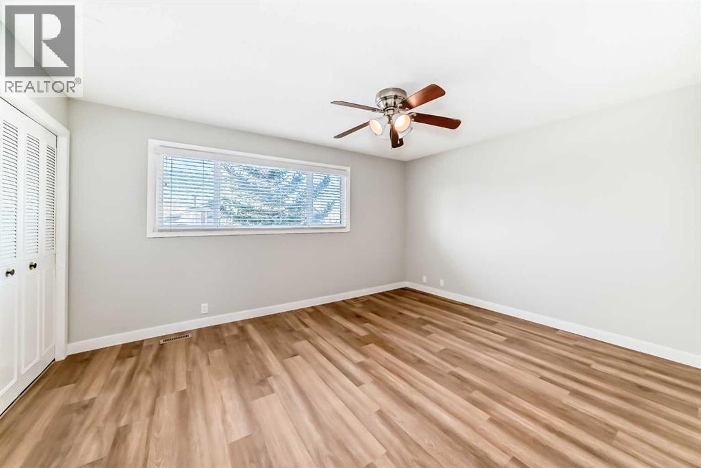 252 Summerwood Place Se, Airdrie, Alberta  T4B 1W2 - Photo 17 - A2275839