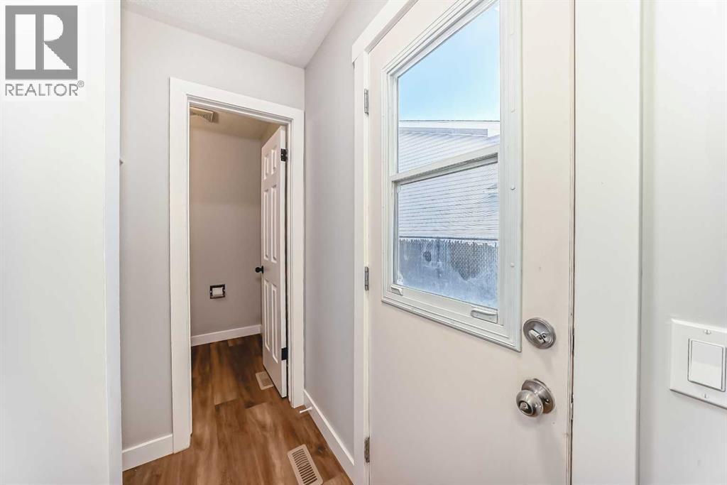 252 Summerwood Place Se, Airdrie, Alberta  T4B 1W2 - Photo 15 - A2275839