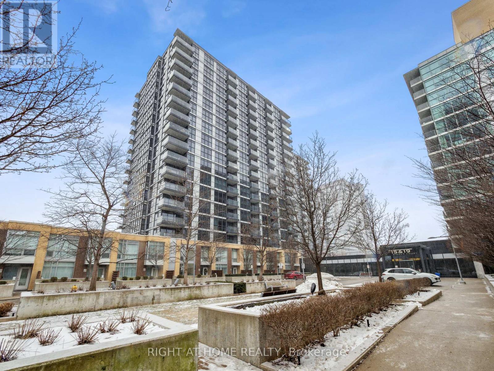 1701b - 19 Singer Court, Toronto, Ontario  M2K 0B2 - Photo 2 - C12648706