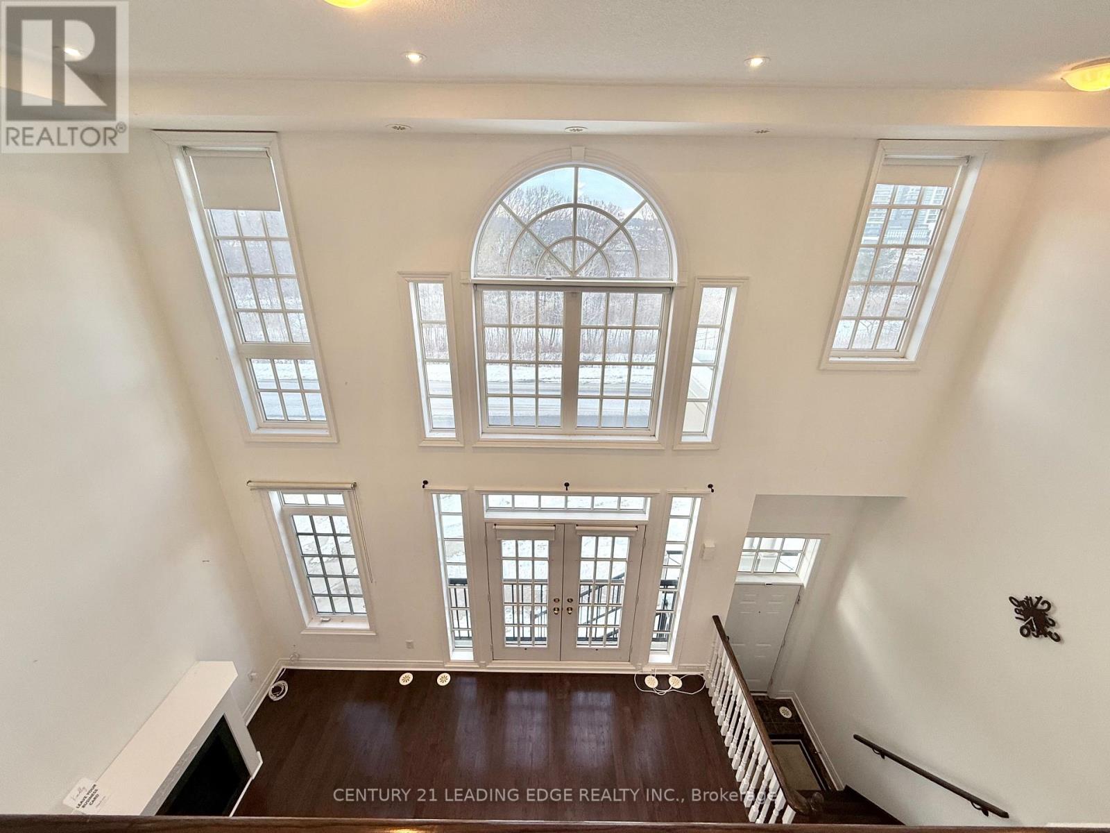 87 Rouge Valley Drive W, Markham, Ontario  L6G 0C1 - Photo 11 - N12648690