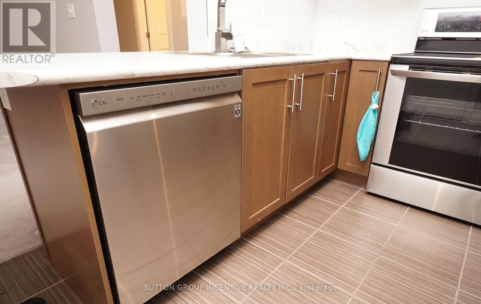 413 - 54 Koda Street, Barrie, Ontario  L9J 0J6 - Photo 15 - S12648738